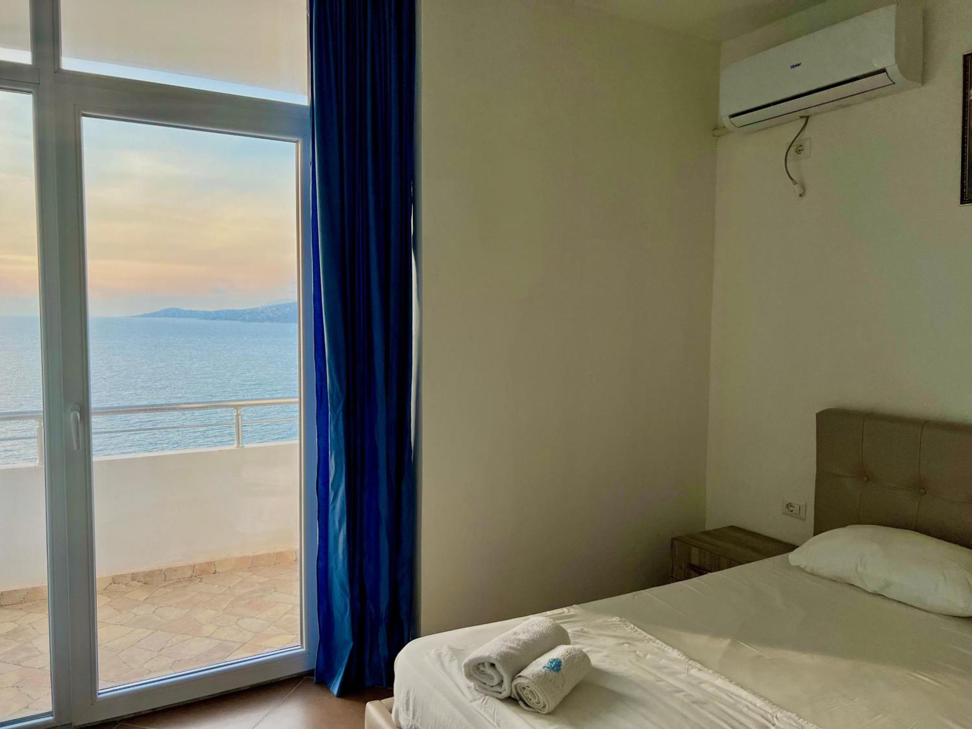 Redi's Seaview Sarande