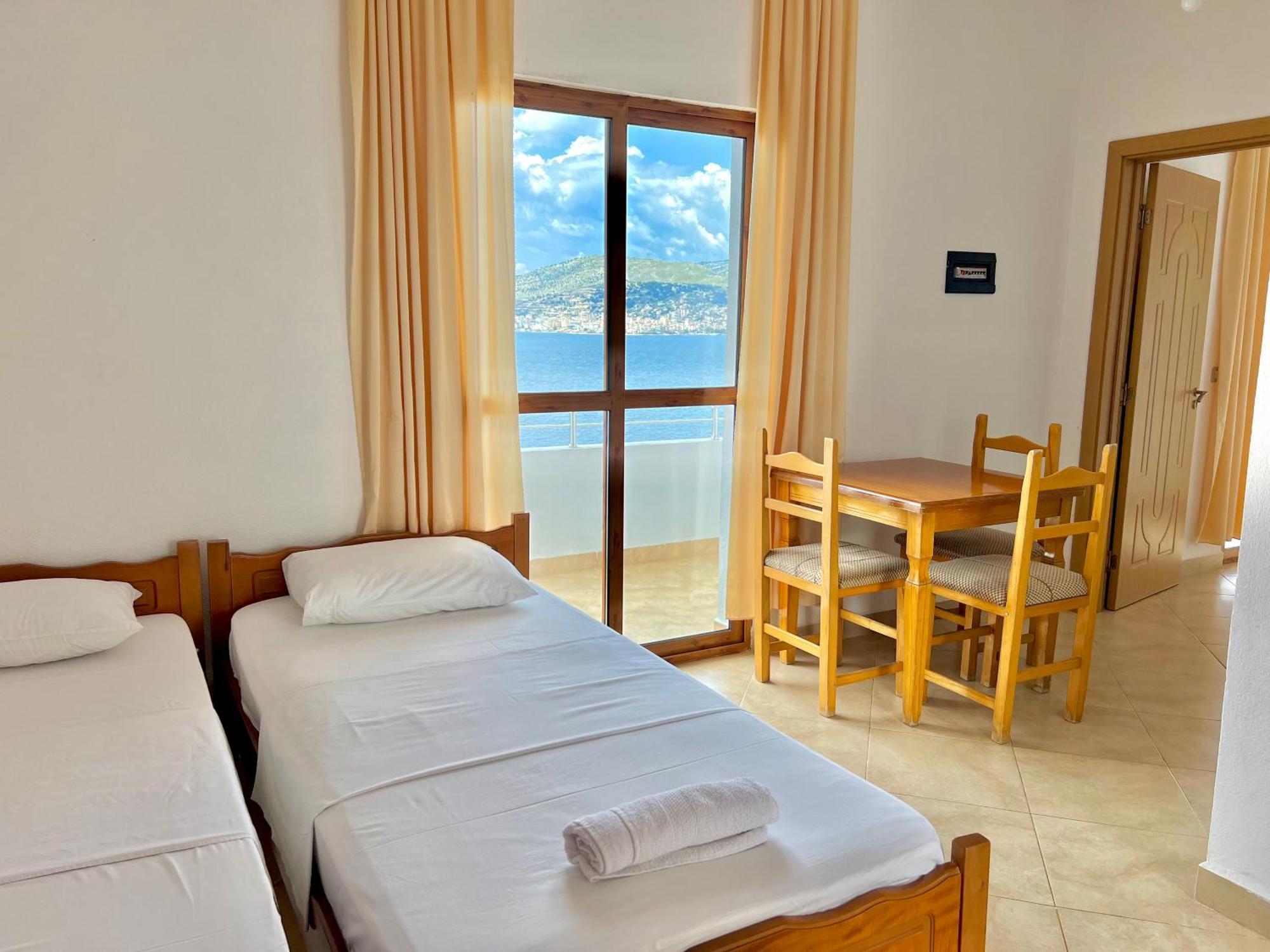 Redi's Seaview Sarande